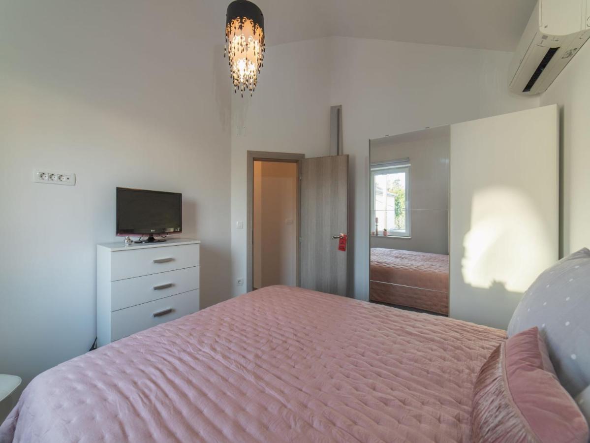 Apartment Fiora Kaštela Esterno foto