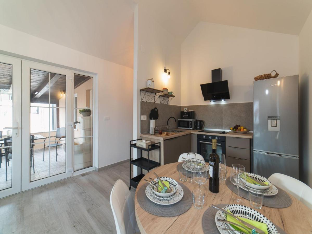 Apartment Fiora Kaštela Esterno foto