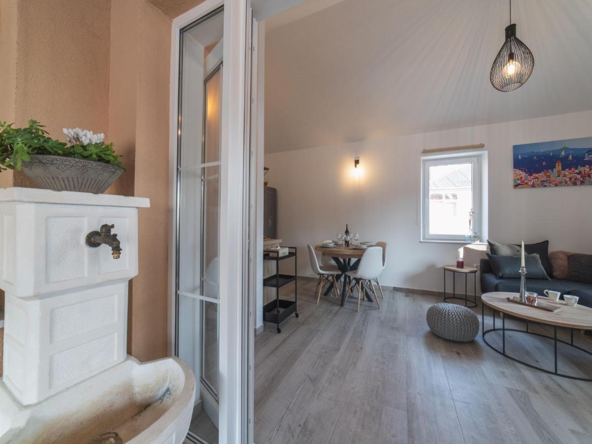 Apartment Fiora Kaštela Esterno foto