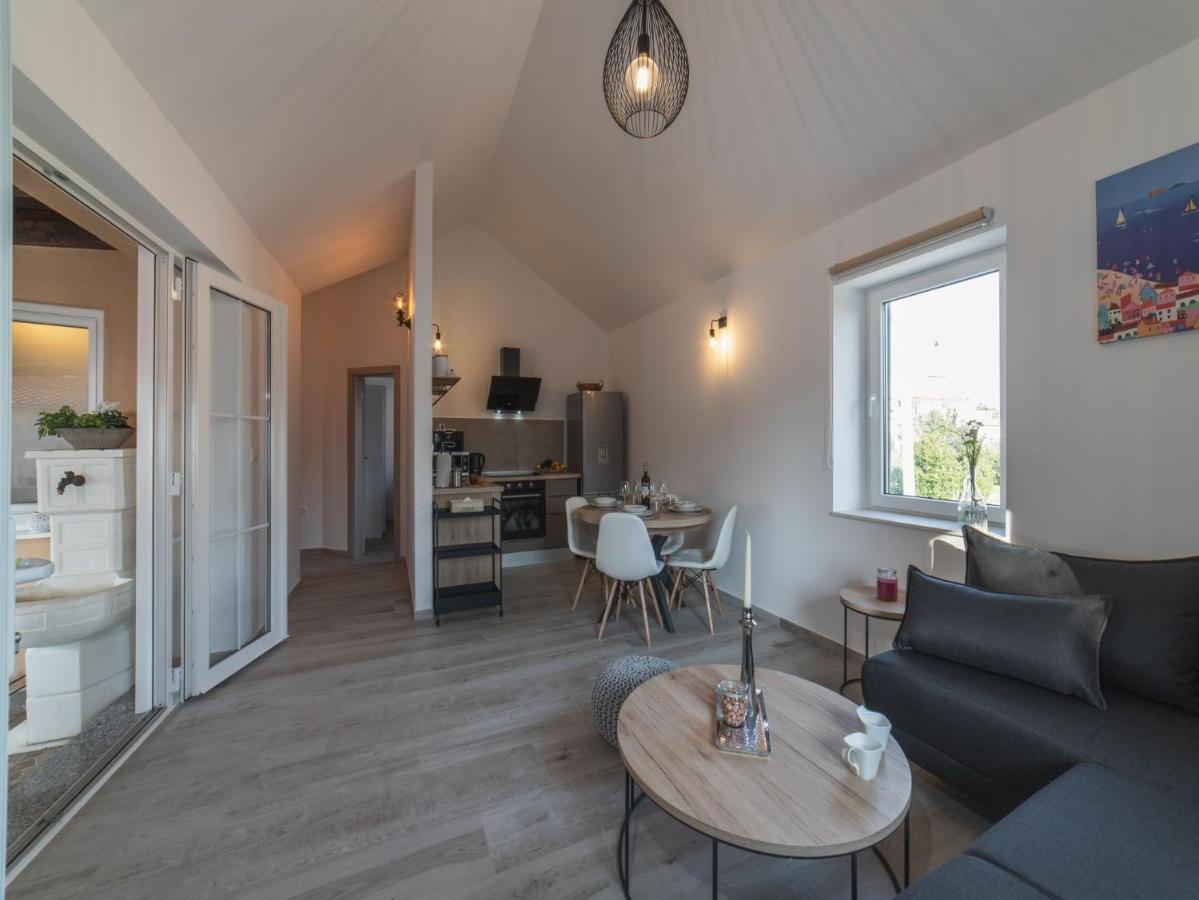 Apartment Fiora Kaštela Esterno foto