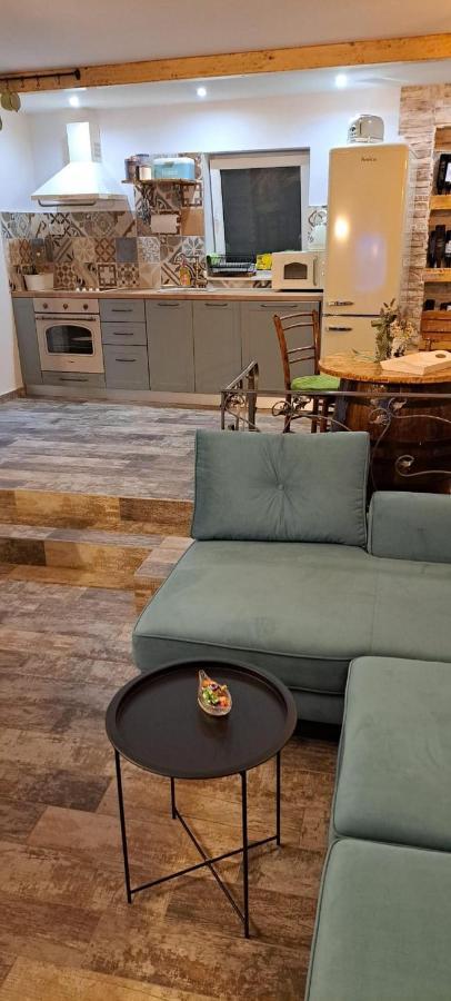 Apartment Fiora Kaštela Esterno foto